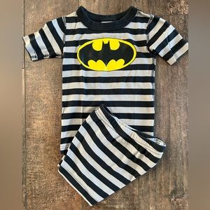 Hanna Andersson boys Batman short set pjs
